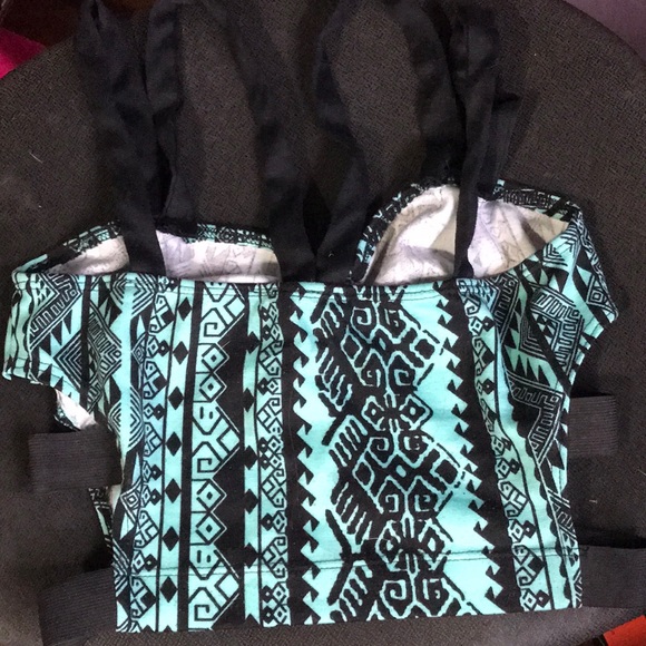 Blue Aztec crop top - Picture 4 of 4